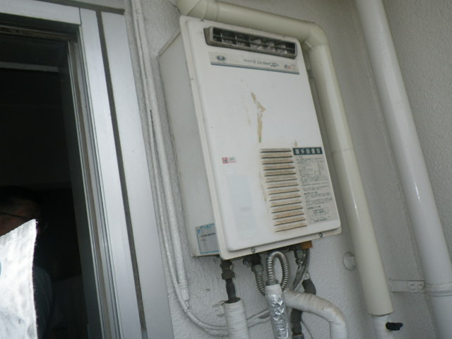 ガスふろ給湯器（浴室隣接設置）の交換・修理施工例, 45% OFF