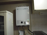 神戸市中央区　マンション　ノーリツ　屋内設置　ガス給湯器　取替　(交換)
