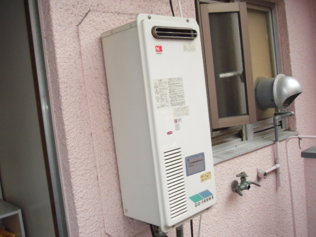 兵庫県　神戸市　東灘区　マンション　ノーリツ　ガスふろ給湯器　セミオートタイプ　取替交換工事施工