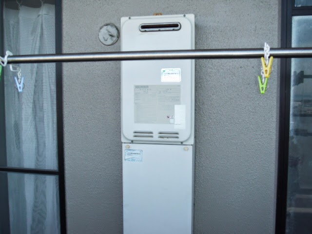 兵庫県　神戸市　垂水区　マンション　ノーリツ　１６号　ガス給湯器　屋外設置型　ジェットフロー高温差し湯　取替交換工事　施工
