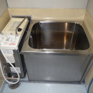 神戸市灘区マンション　ハウステック　カベピタパックイン　浴槽　取替交換工事施工　シャワー付きバランス釜　から　WF-807SA