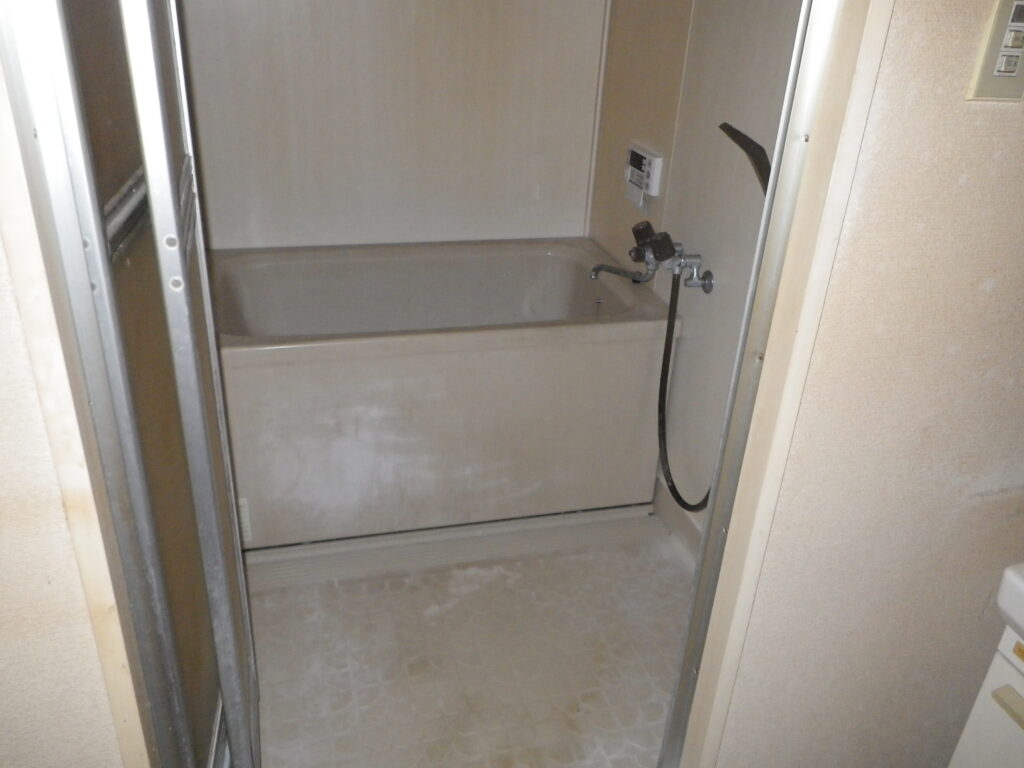 神戸市東灘区本庄町マンション　浴室リフォーム　ユニットバス　取替交換工事施工
