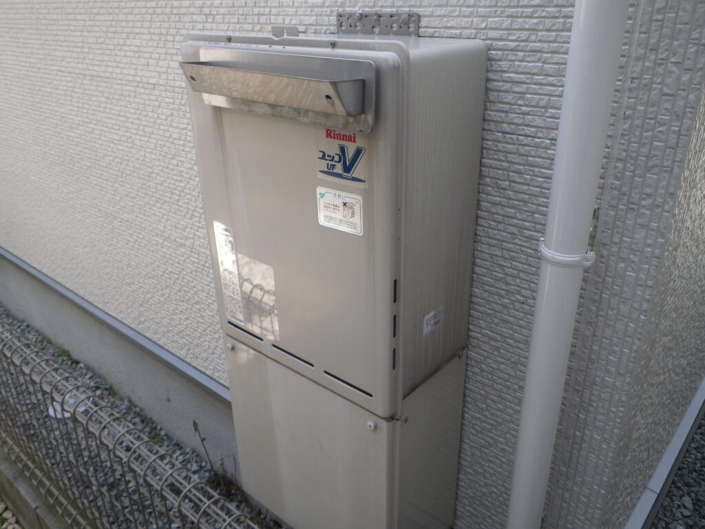 神戸市東灘区深江　戸建住宅　ノーリツ20号ガスふろ給湯器　取替交換工事施工　リンナイRUF-200SAW(A)からGT-2070SAW