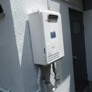 尼崎市富松町戸建住宅　ノーリツ16号ガス給湯器　取替交換工事施工　GQ-1623WA　から　GQ-1639WS-1