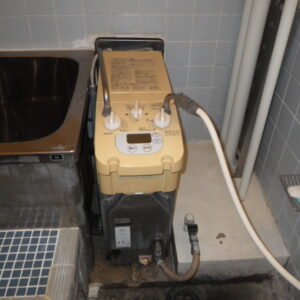 尼崎市　杭瀬団地　リンナイ　シャワー付きバランス釜　取替交換工事施工　大阪ガス32-877　から　RBF-B80SN