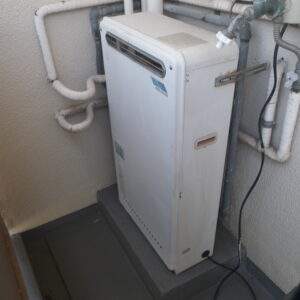 尼崎市　杭瀬団地　ノーリツ16号エコジョーズ　ガスふろ給湯器　取替交換工事施工　GRQ-1612SA　から　GRQ-C1672SA-1