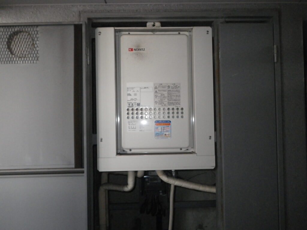 尼崎市マンション　ノーリツ16号ガス給湯器　高温差し湯　取替交換工事施工　GQ-1627AWX-TB-DX